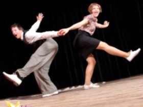 Swing – Lindy Hop dersi başlıyor!